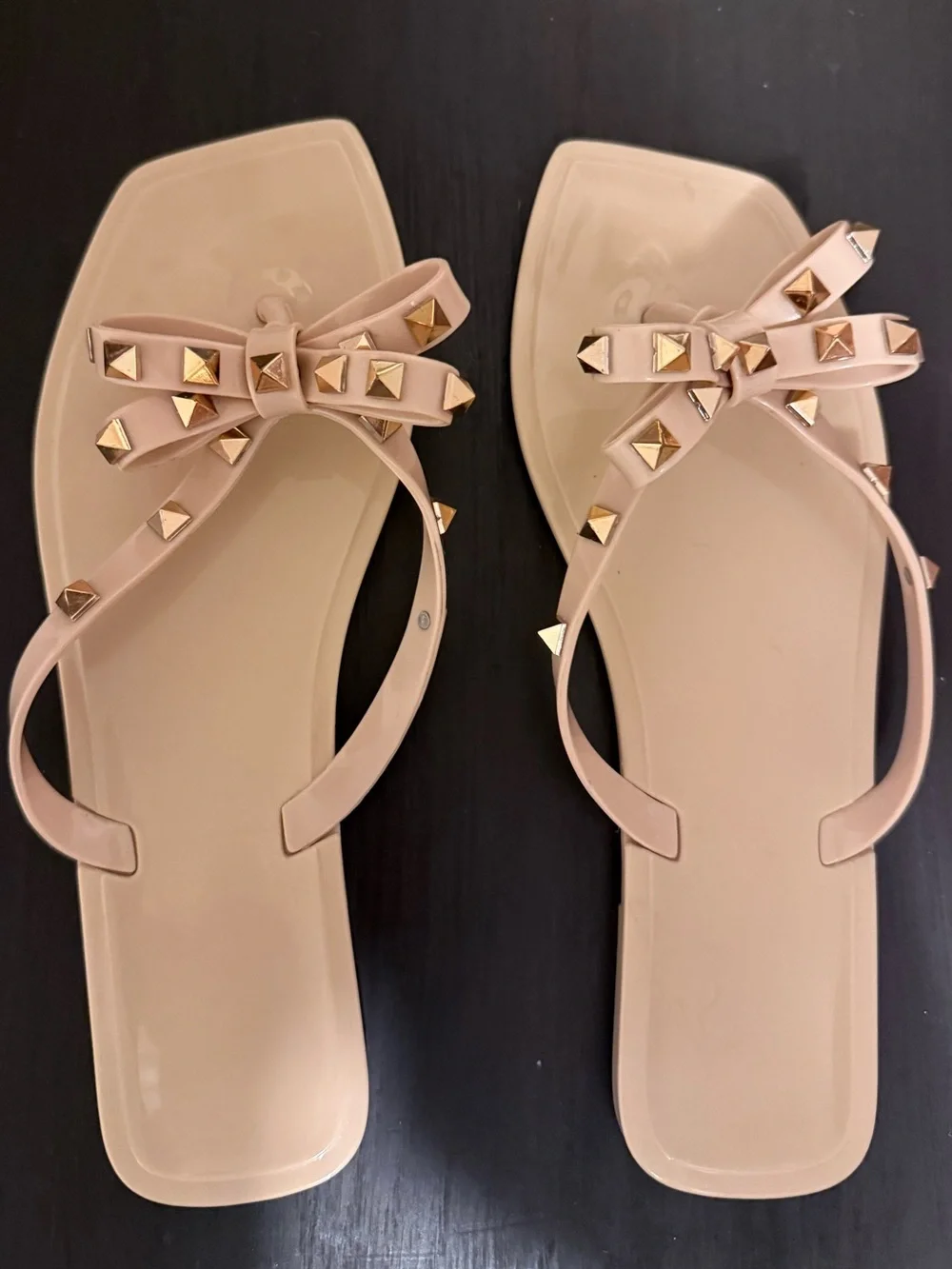 Nude Studded Bow Thong Sandals - Women's Summer Flip Flops
